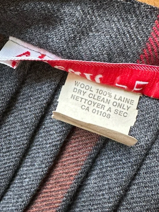Vintage 100% Wool Gray Plaid Pleated Skirt with Red Accents - Picture 4 of 5